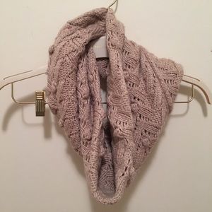 Gap Knit circle scarf